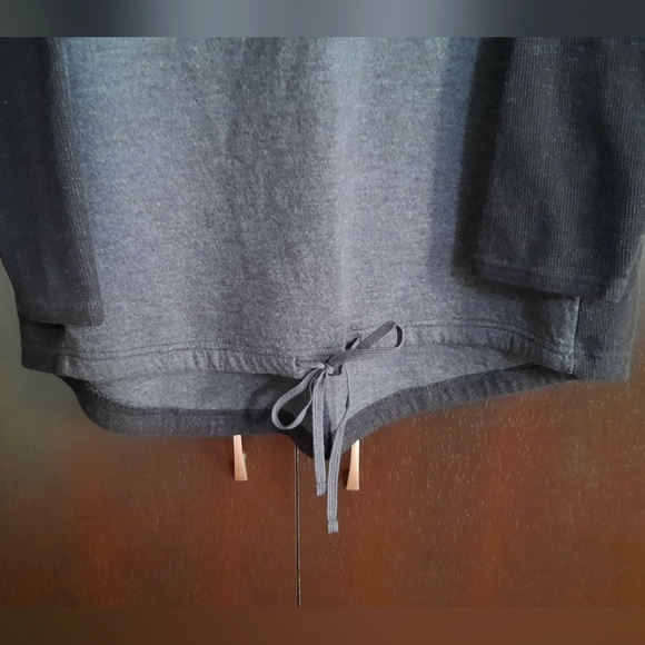 Danskin Plus Sweatshirt NWOT - Picture 5 of 11